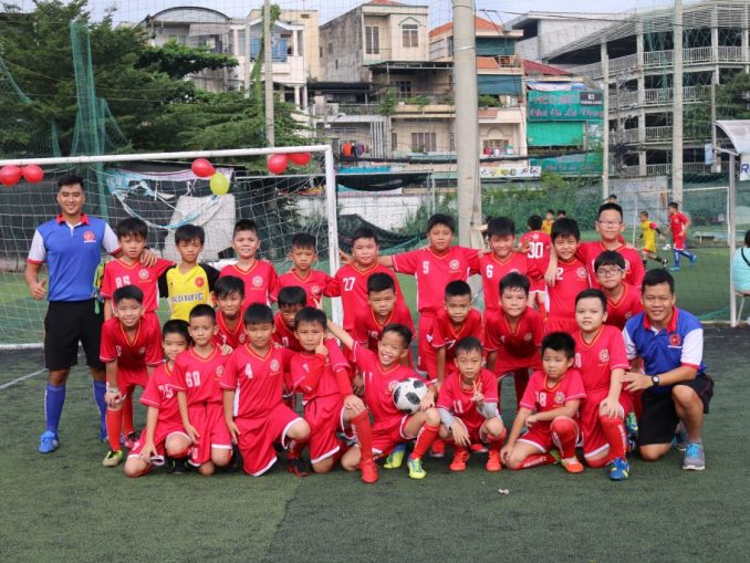 Đào tạo bóng đá trẻ em TpHCM